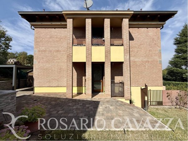 casa indipendente in vendita a Valsamoggia in zona Zappolino