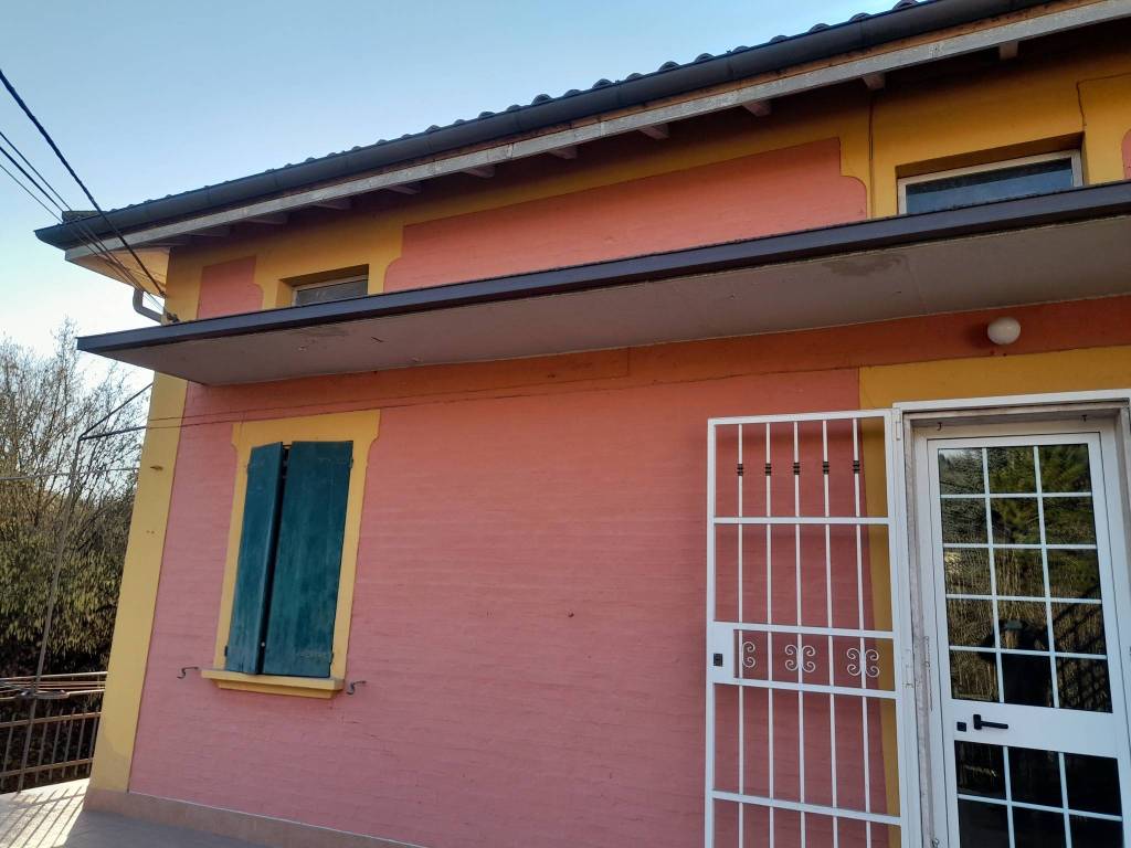 casa indipendente in vendita a Valsamoggia in zona Bersagliera