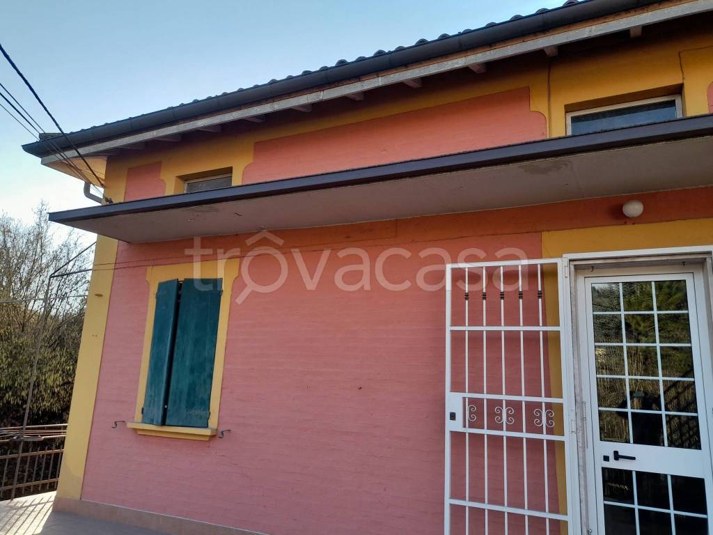 casa indipendente in vendita a Valsamoggia in zona Monteveglio