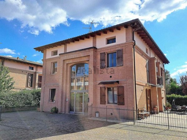 appartamento in vendita a Valsamoggia in zona Castelletto