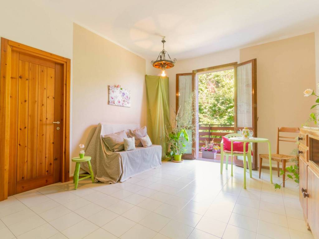 appartamento in vendita a Valsamoggia in zona Castelletto