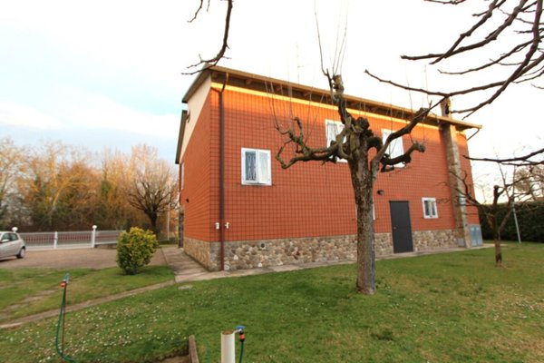 casa indipendente in vendita a Valsamoggia