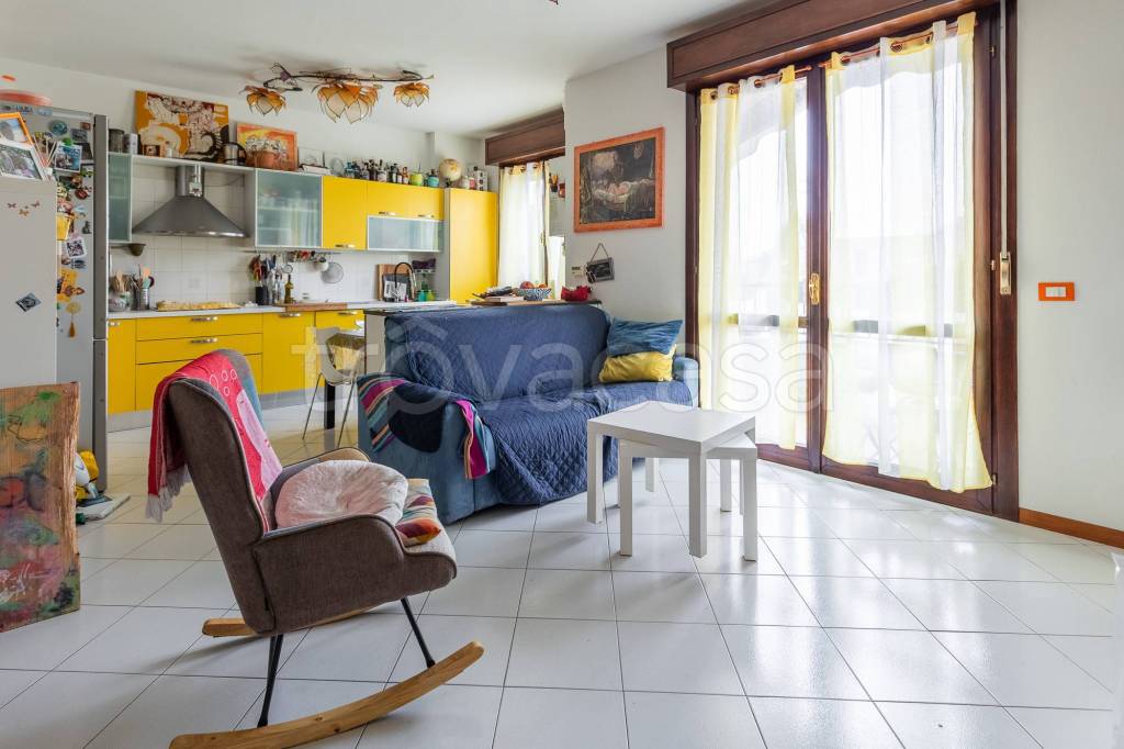 appartamento in vendita a Valsamoggia in zona Crespellano