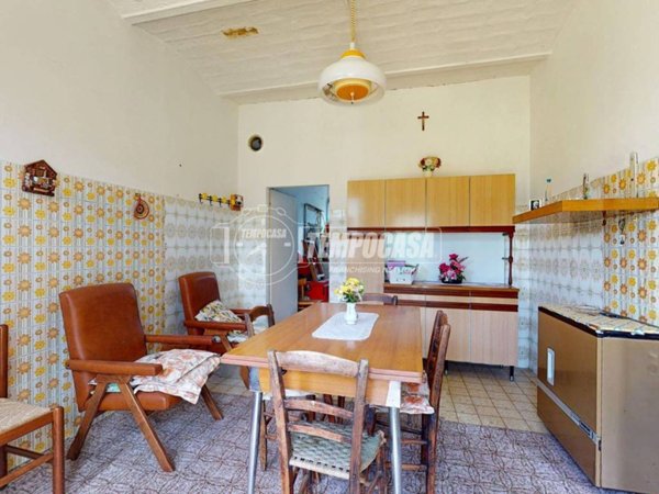 appartamento in vendita a Valsamoggia in zona Savigno