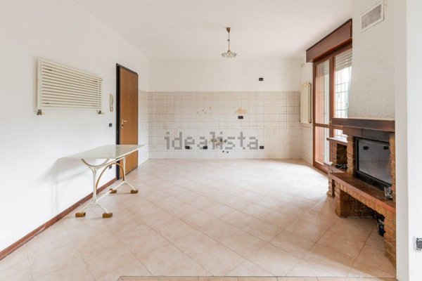 appartamento in vendita a Valsamoggia in zona Bazzano