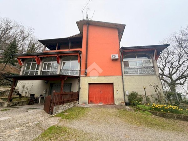 casa indipendente in vendita a Valsamoggia in zona Monteveglio