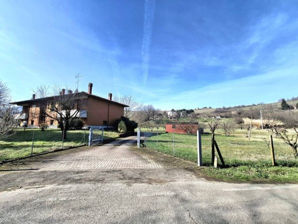 casa indipendente in vendita a Valsamoggia in zona Zappolino