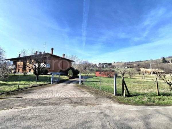 casa indipendente in vendita a Valsamoggia in zona Monteveglio