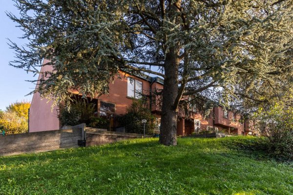 casa indipendente in vendita a Valsamoggia in zona Monteveglio