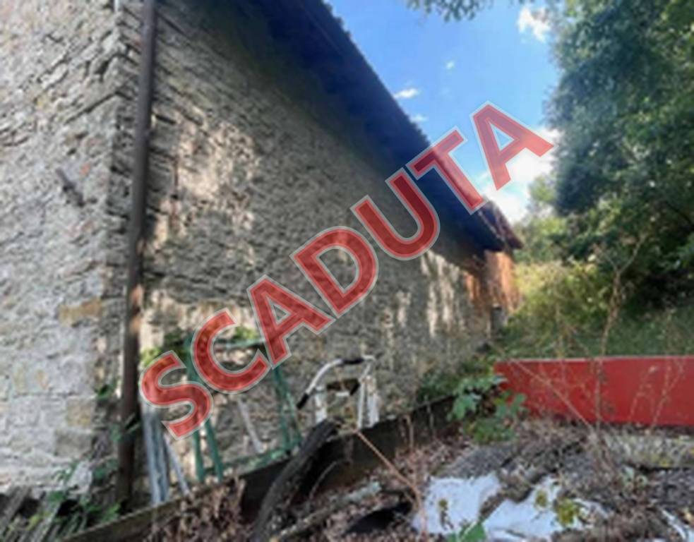 casa indipendente in vendita a Valsamoggia in zona Savigno