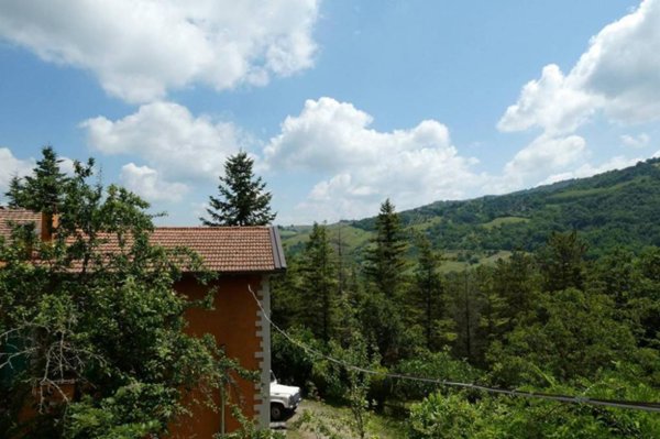 casa indipendente in vendita a Valsamoggia in zona Savigno
