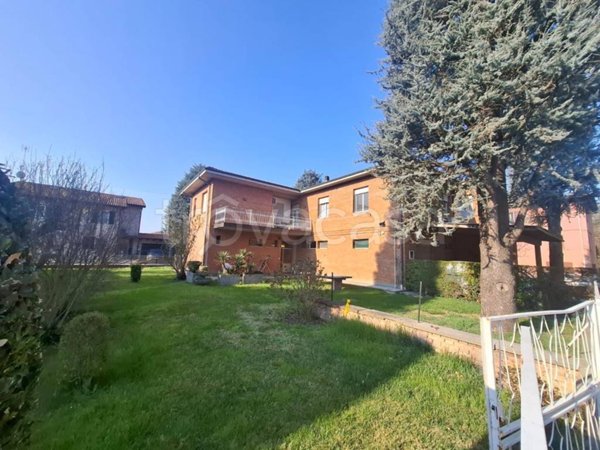 casa indipendente in vendita a Valsamoggia in zona Monteveglio