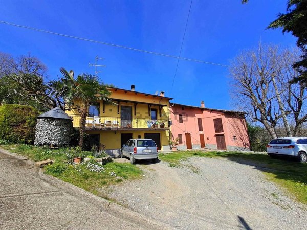 casa indipendente in vendita a Valsamoggia in zona Savigno