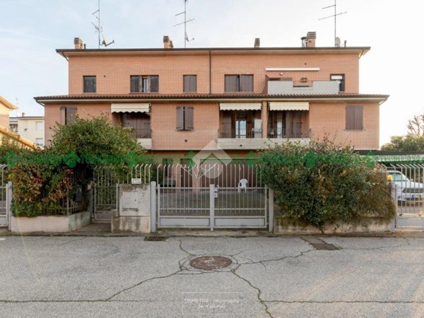 casa indipendente in vendita a Valsamoggia in zona Bazzano