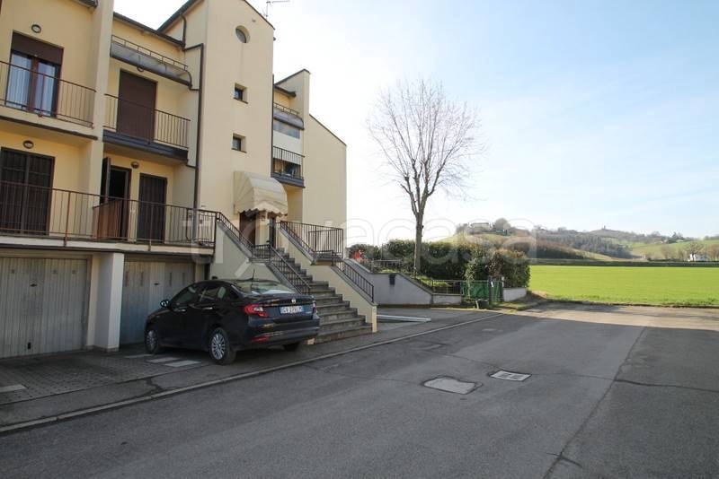 appartamento in vendita a Valsamoggia in zona Castelletto