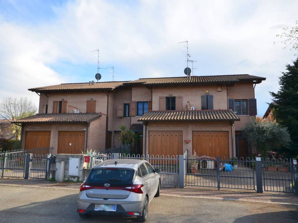 casa indipendente in vendita a Valsamoggia in zona Muffa