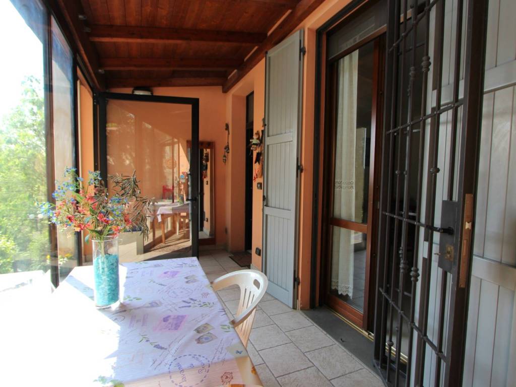 appartamento in vendita a Valsamoggia in zona Bazzano