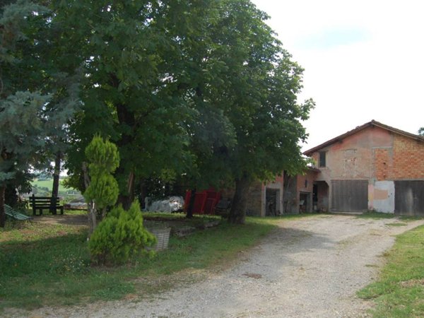 pentavano in vendita a Valsamoggia in zona Bazzano