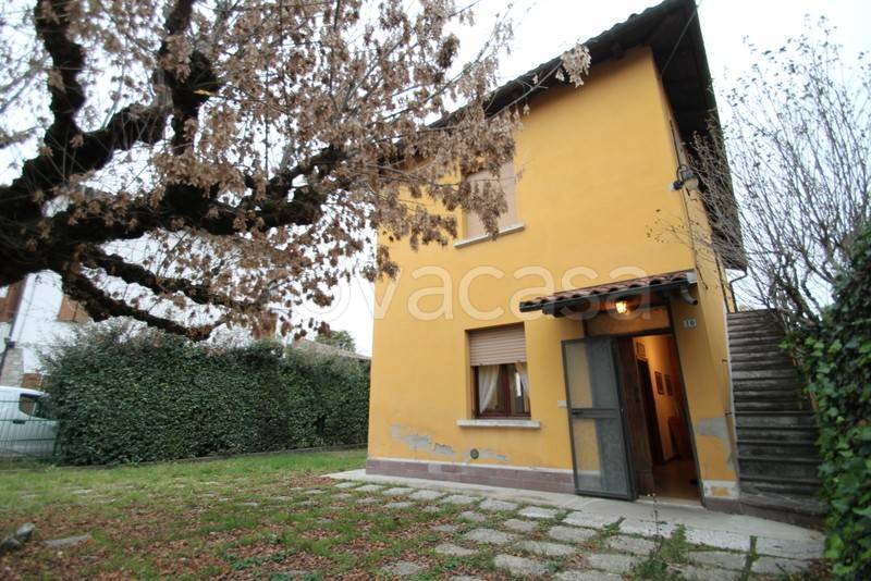 casa indipendente in vendita a Valsamoggia in zona Stiore