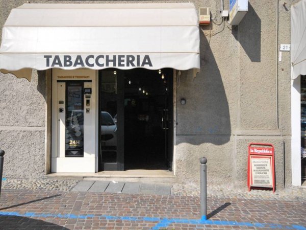 negozio in vendita a Valsamoggia in zona Bazzano
