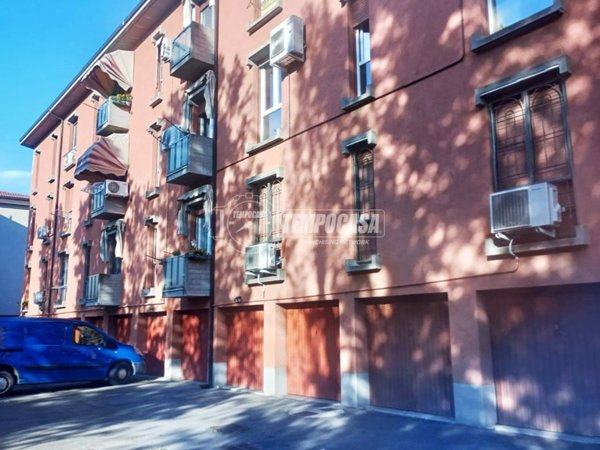 locale di sgombero in vendita a Valsamoggia in zona Crespellano