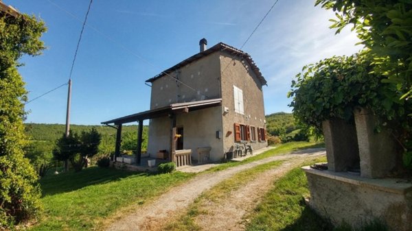 appartamento in vendita a Valsamoggia in zona Savigno