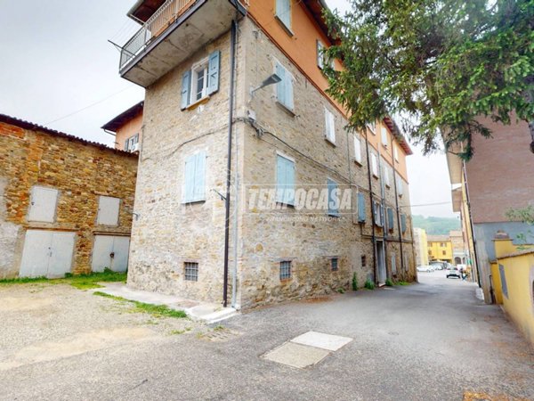 appartamento in vendita a Valsamoggia in zona Savigno