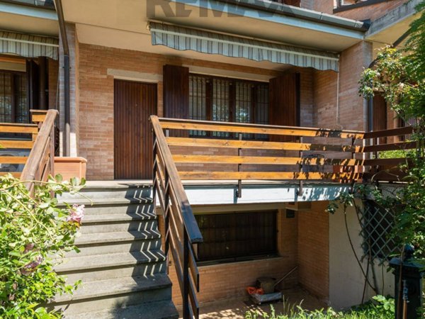 casa indipendente in vendita a Valsamoggia in zona Crespellano