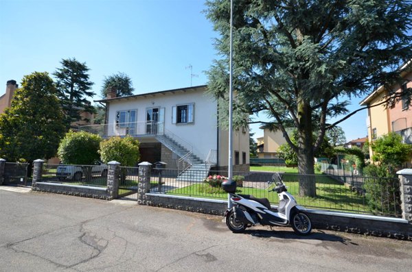 casa indipendente in vendita a Valsamoggia in zona Calcara
