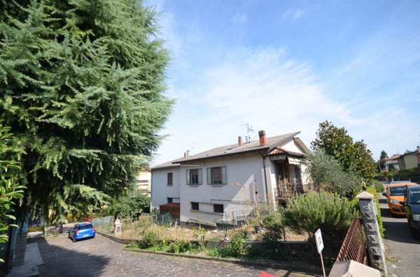 casa indipendente in vendita a Valsamoggia in zona Crespellano