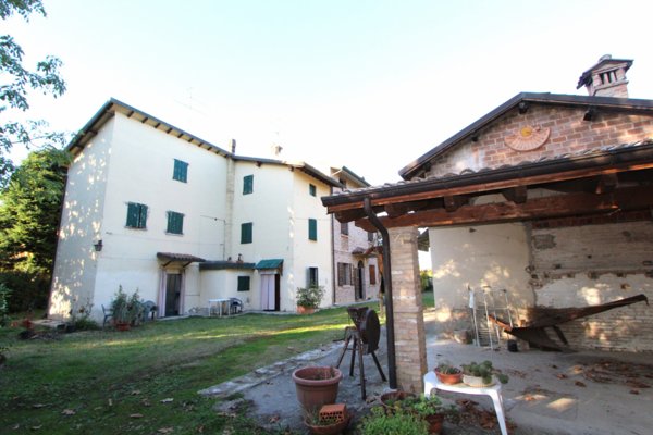 casa indipendente in vendita a Valsamoggia in zona Bazzano