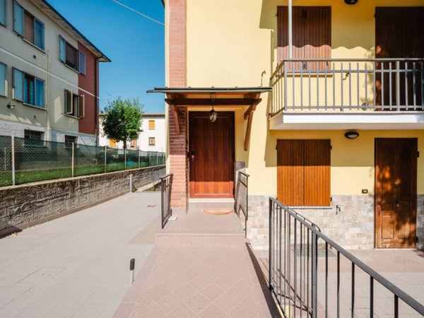 appartamento in vendita a Valsamoggia in zona Crespellano