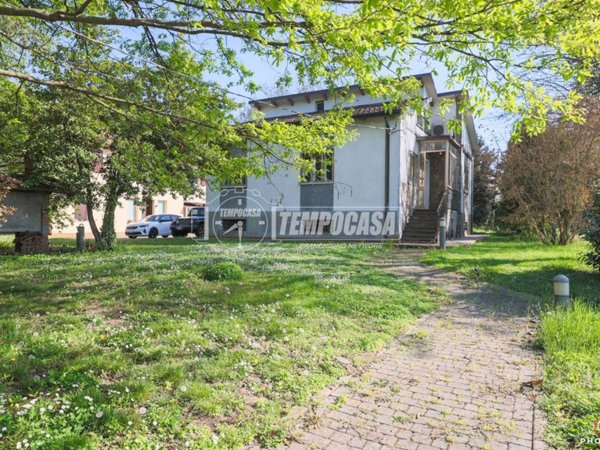 casa indipendente in vendita a Valsamoggia in zona Crespellano