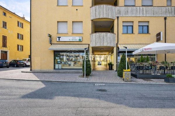 ufficio in vendita a Valsamoggia in zona Castelletto
