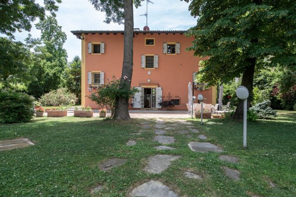 casa indipendente in vendita a Valsamoggia