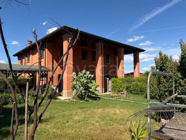 casa indipendente in vendita a Valsamoggia in zona Calcara