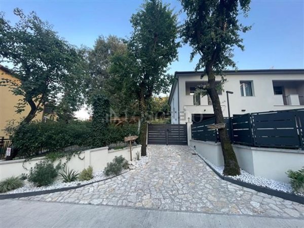 casa indipendente in vendita a Valsamoggia in zona Bazzano