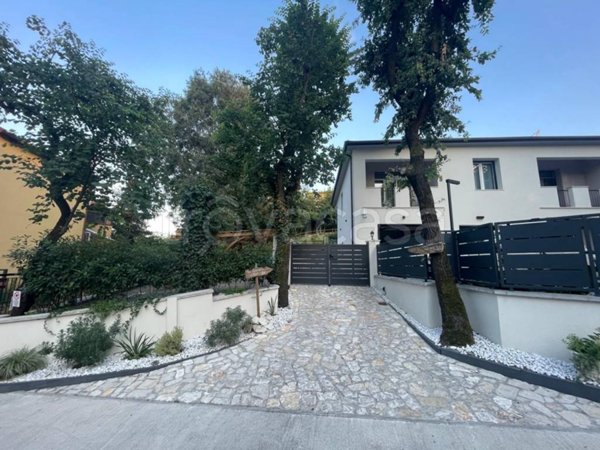 casa indipendente in vendita a Valsamoggia in zona Bazzano