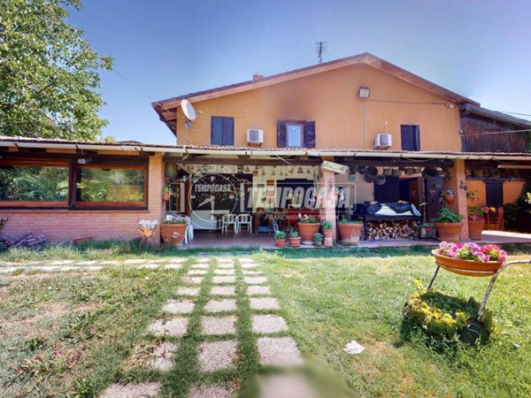 casa indipendente in vendita a Valsamoggia in zona Montebudello