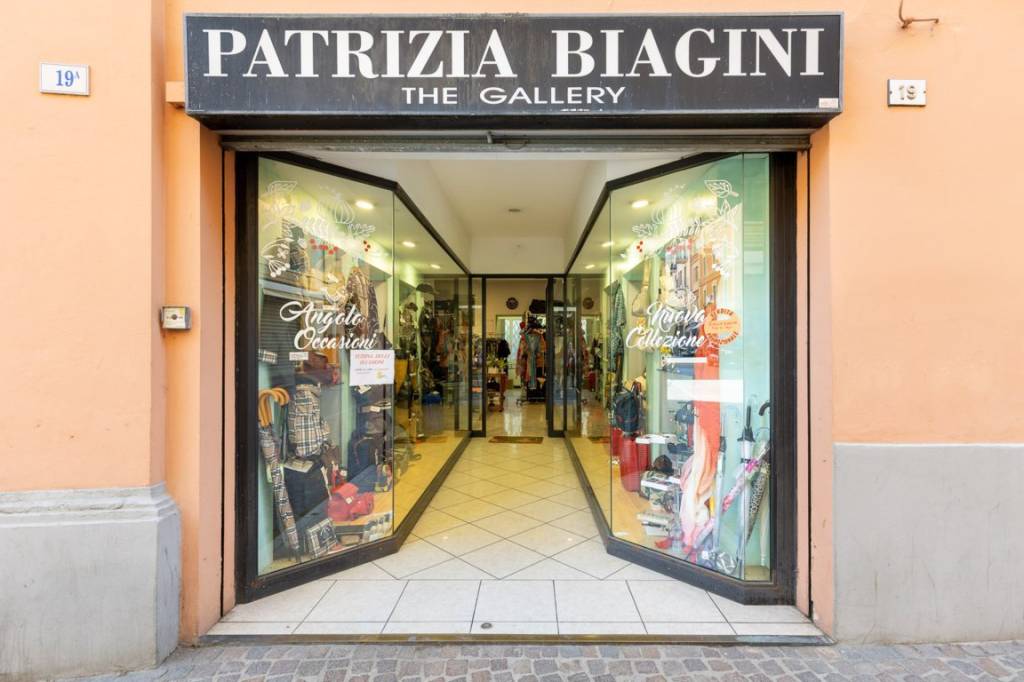 negozio in vendita a Valsamoggia in zona Bazzano