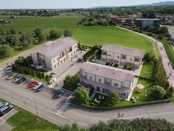 casa indipendente in vendita a Valsamoggia in zona Crespellano