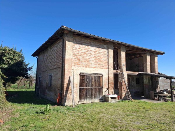 casa indipendente in vendita a Valsamoggia