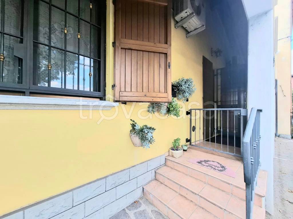appartamento in vendita a Valsamoggia in zona Monteveglio