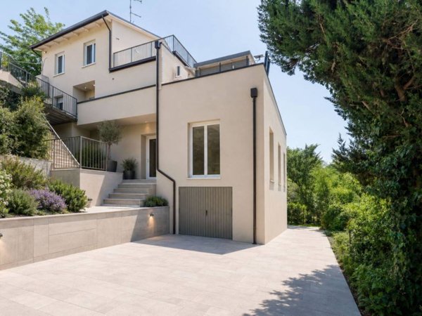 appartamento in vendita a Valsamoggia in zona Stiore