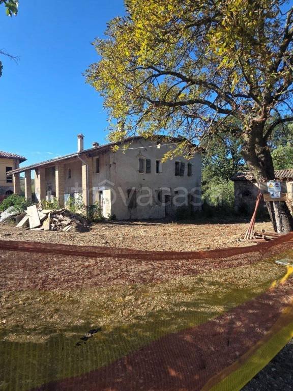 casa indipendente in vendita a Valsamoggia