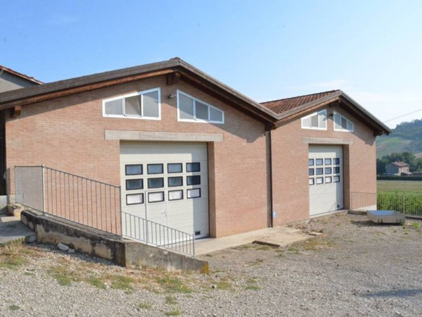 villa in vendita a Valsamoggia in zona Fagnano