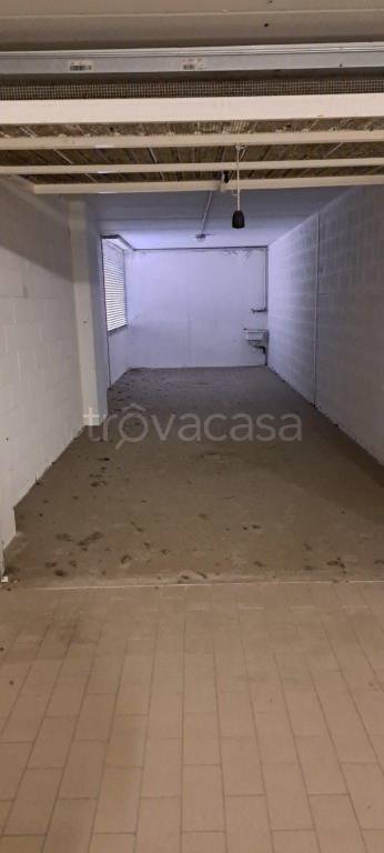 box auto in vendita a Valsamoggia in zona Bazzano