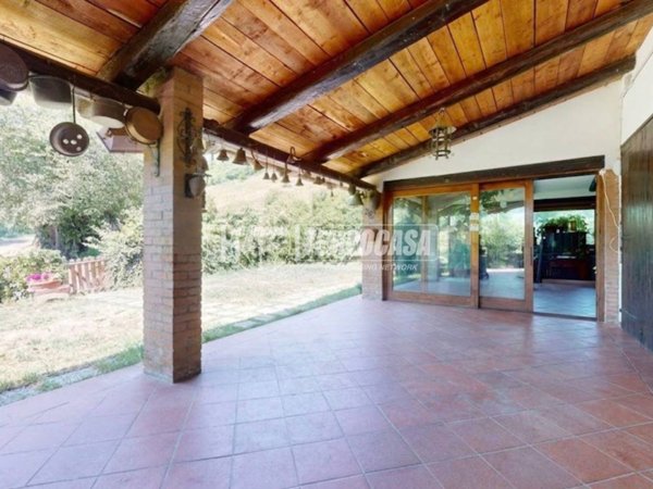casa indipendente in vendita a Valsamoggia in zona Montebudello