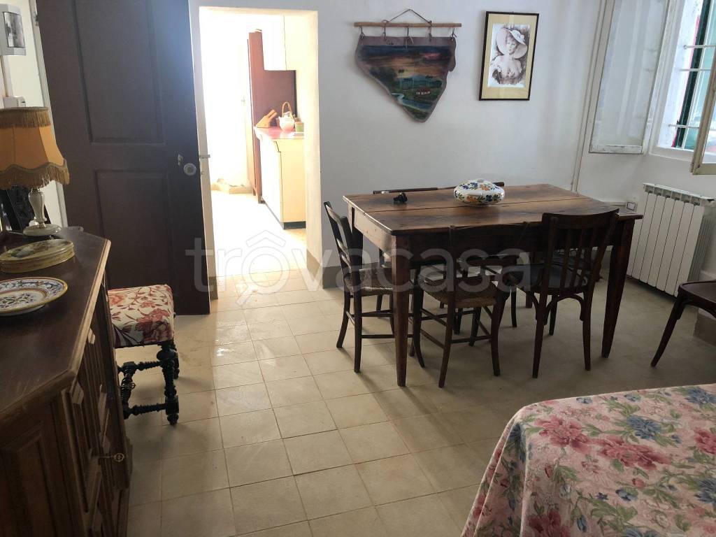 appartamento in vendita ad Alto Reno Terme in zona Castelluccio