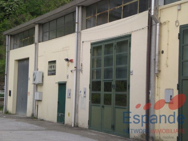 casa indipendente in vendita ad Alto Reno Terme in zona Ponte della Venturina
